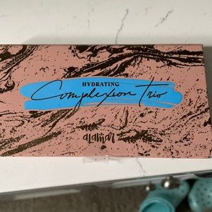 Alamar Complexion Trio